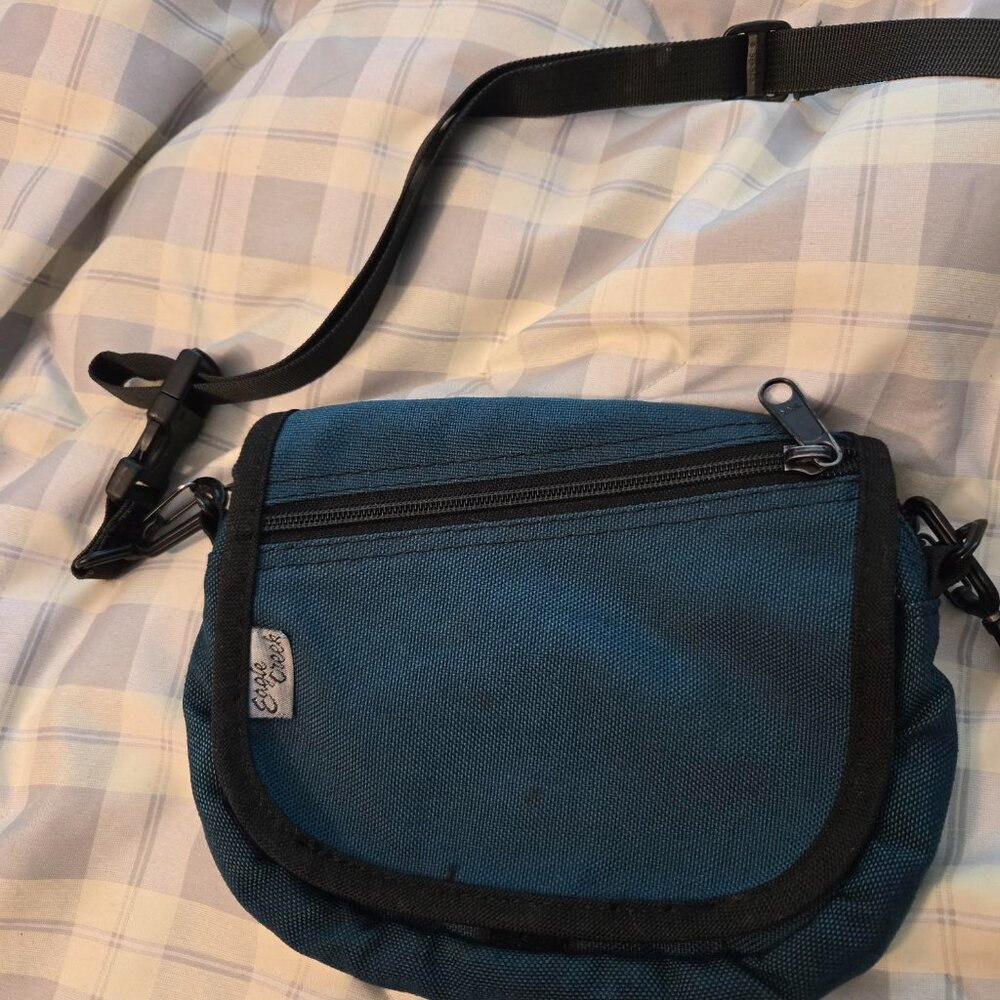 Eagle Creek mini crossbody bag